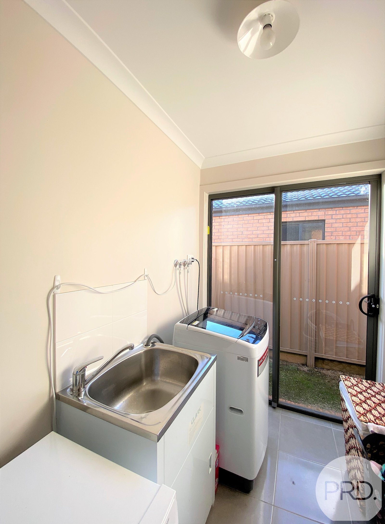 7/9 Burnett Street SEBASTOPOL 10