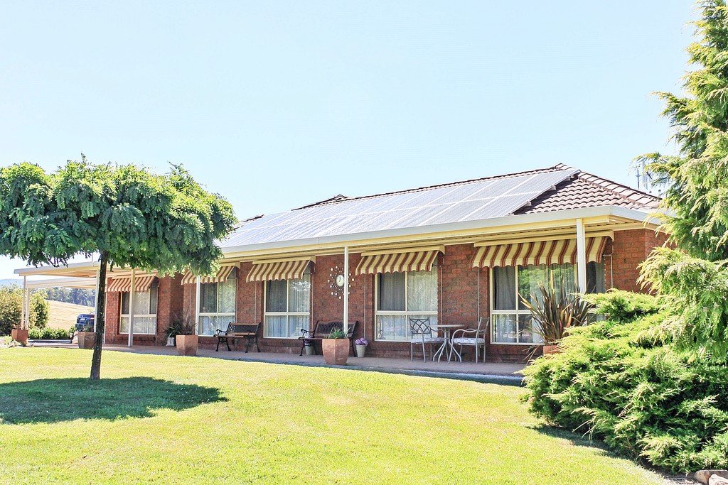 79 Camden Park Road TUMBARUMBA 1