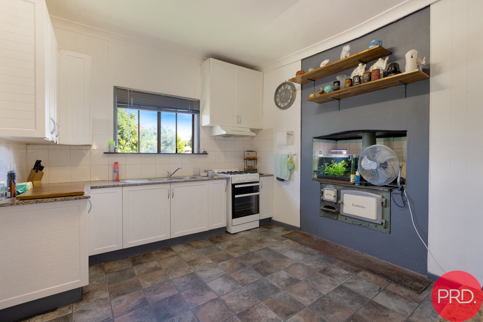 79 Carrington Street HORSESHOE BEND 3