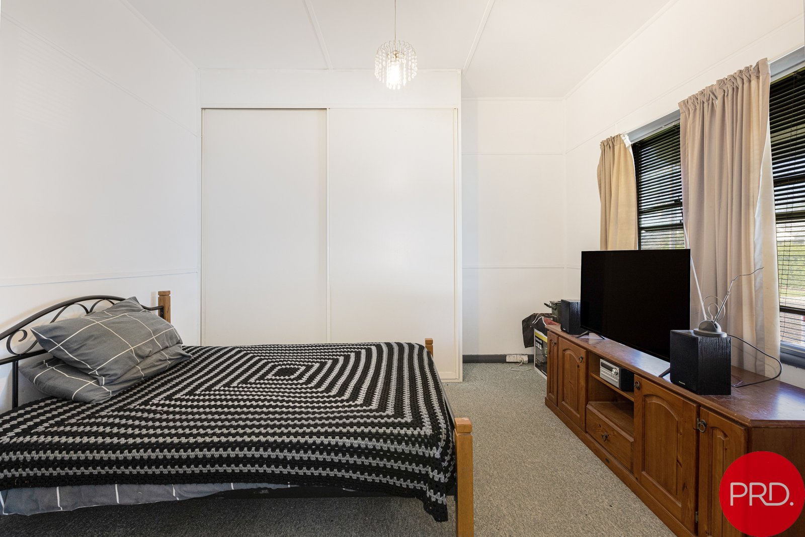 79 Carrington Street HORSESHOE BEND 12