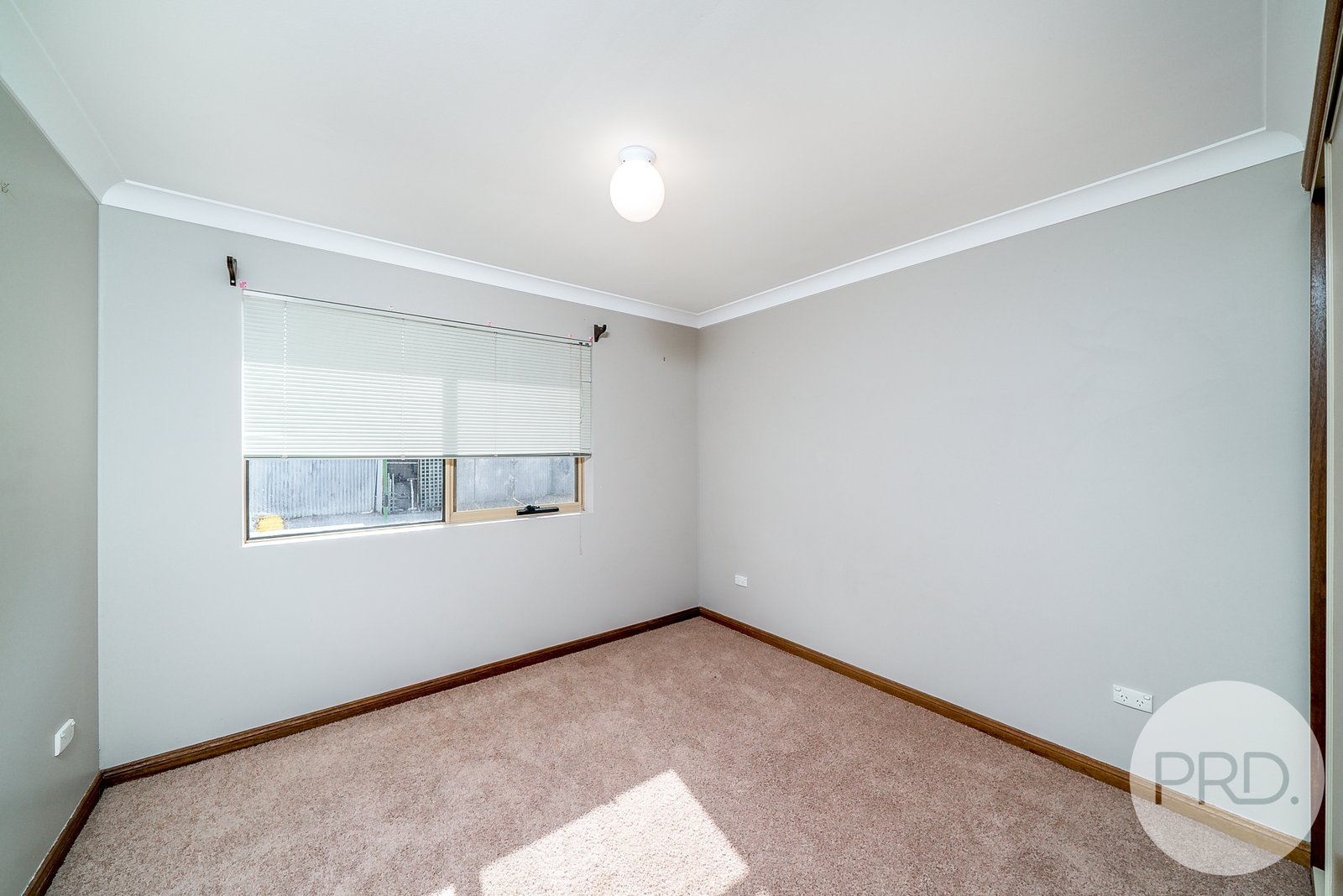 79 Dalkeith Avenue LAKE ALBERT 8