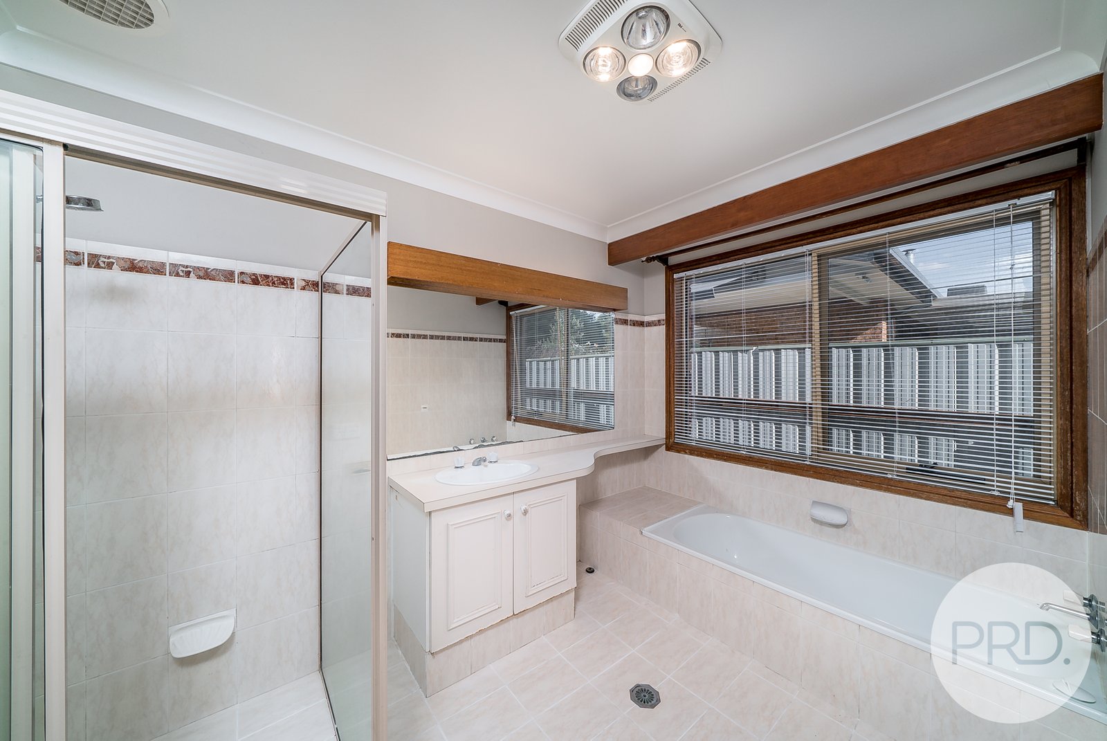 79 Dalkeith Avenue LAKE ALBERT 10