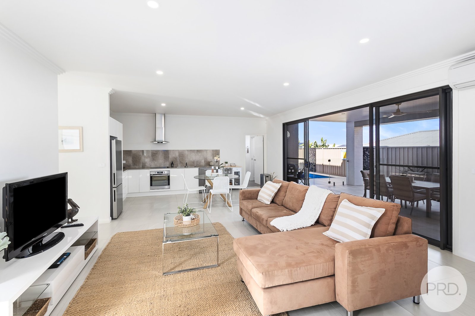 79 Gawul Circuit CORLETTE 18