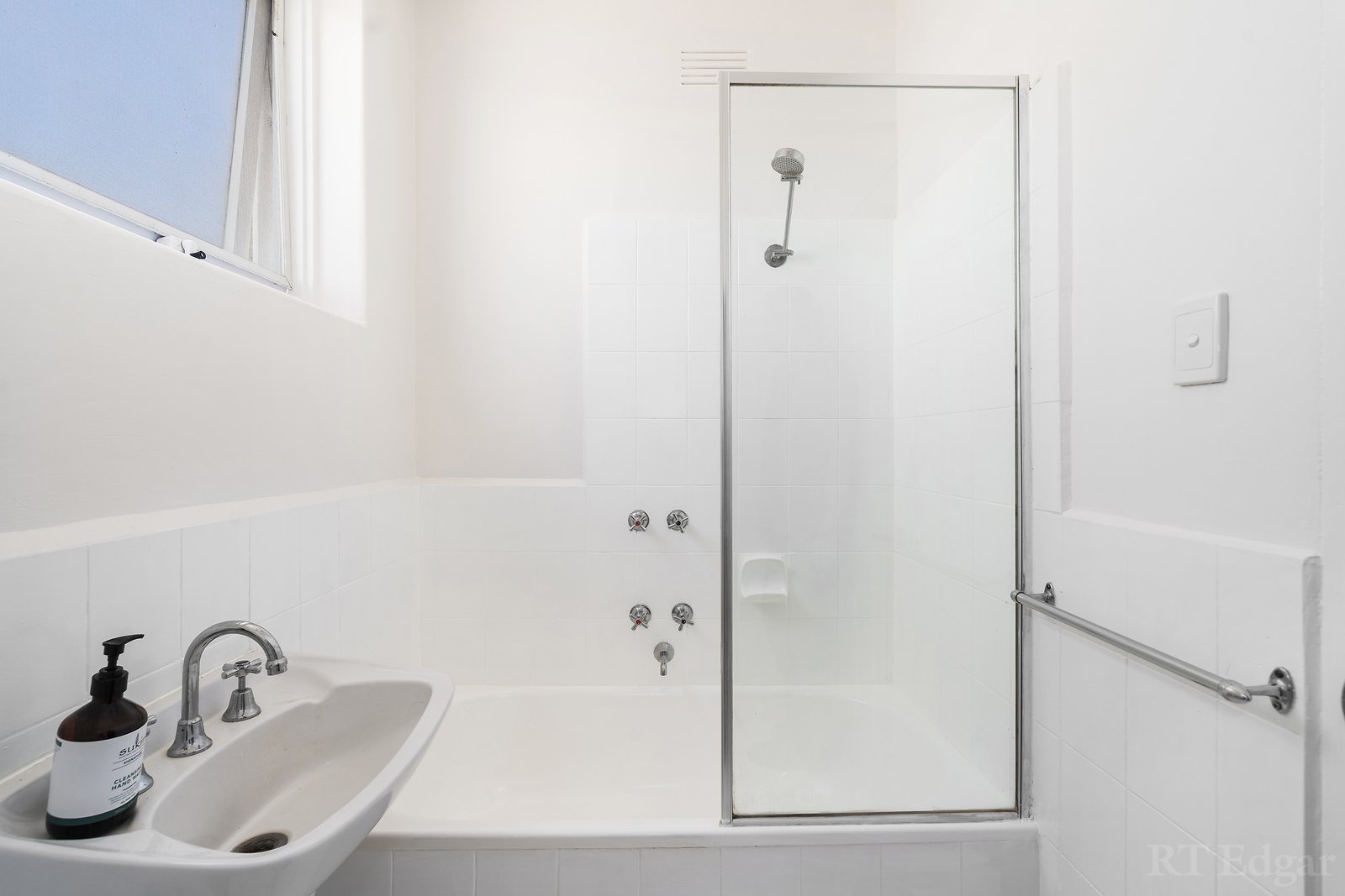 Real Estate and Property in 7/9 Hammond Street, Thornbury, VIC