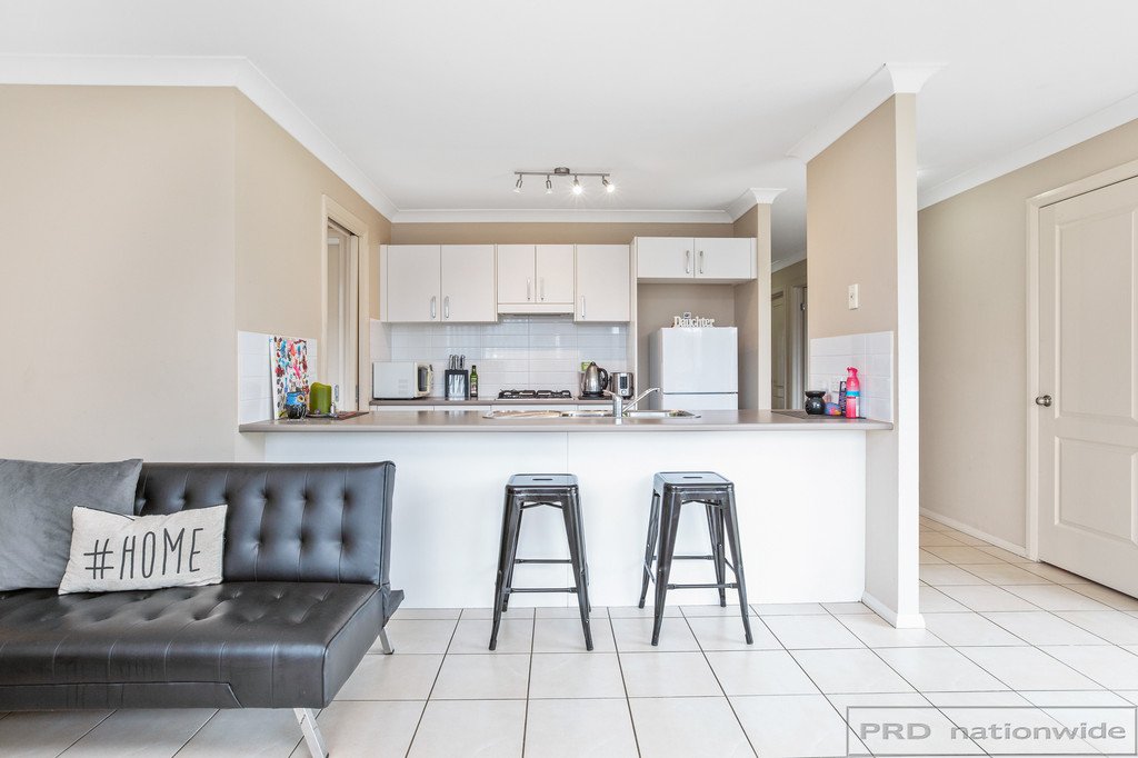 7/9 Harvest Court BRANXTON 2