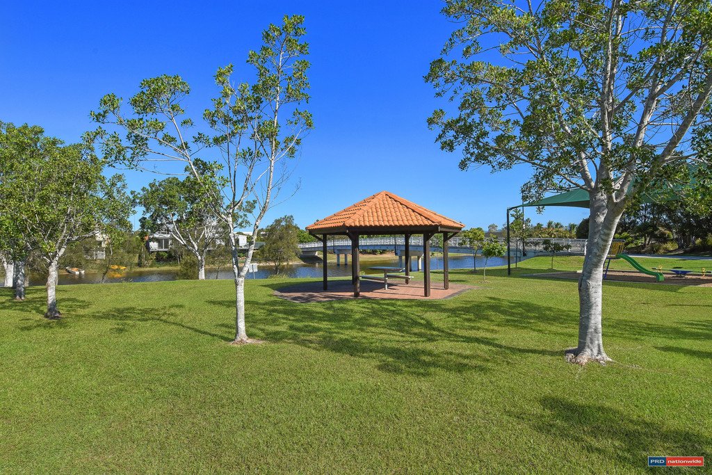 79 Honeyeater Drive BURLEIGH WATERS 13