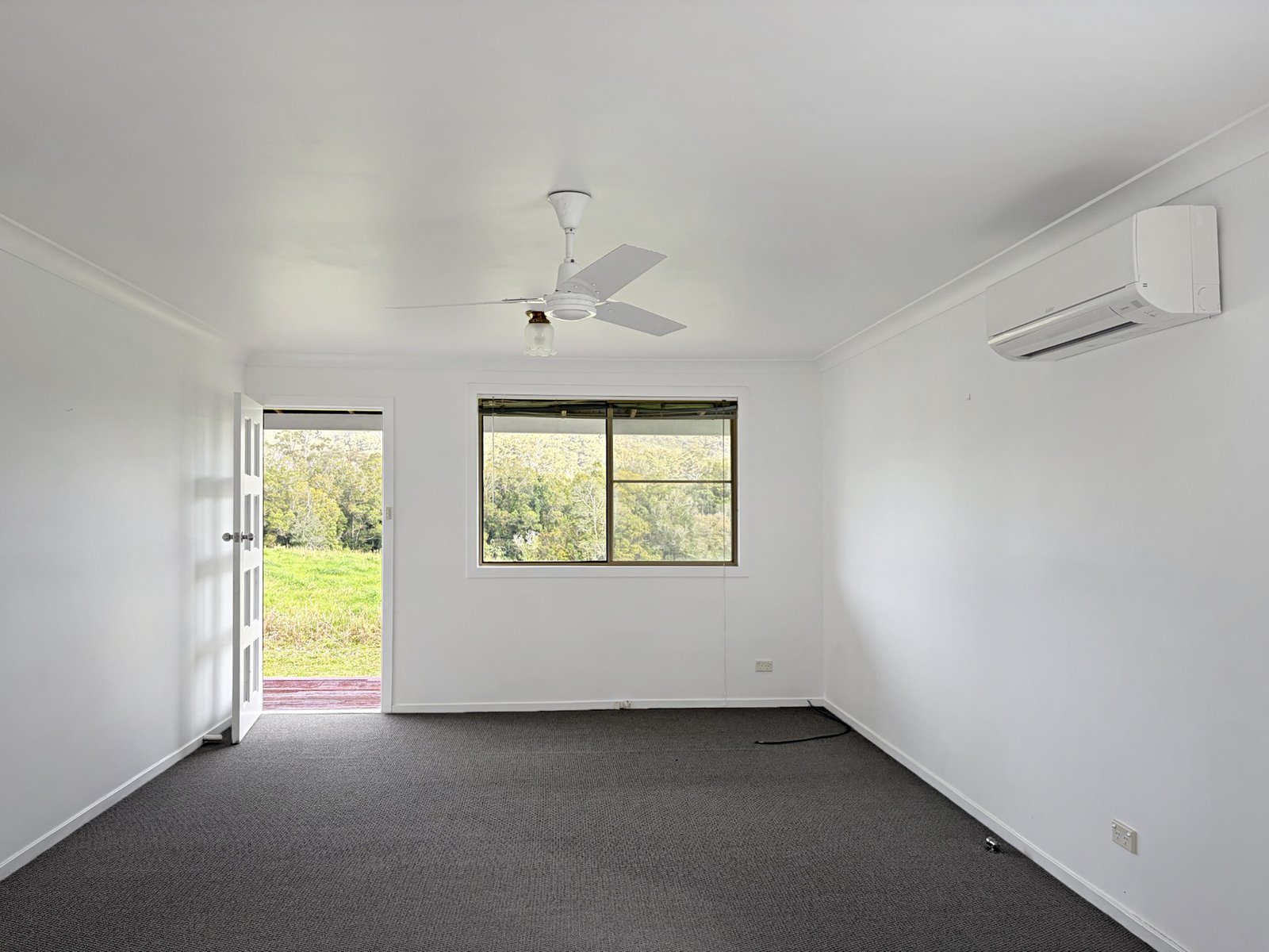 79 Ivers Lane JOHNS RIVER 4