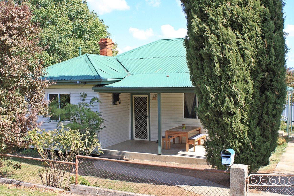 79 King Street TUMBARUMBA 10