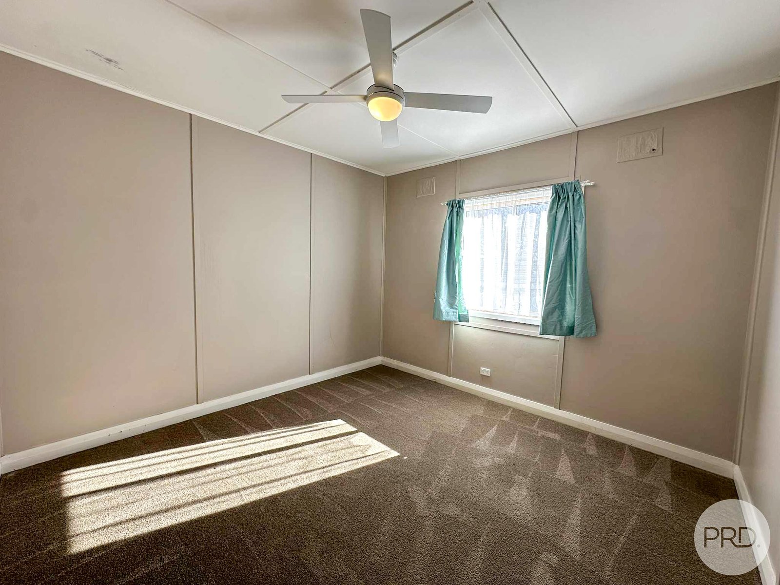 79 King Street TUMBARUMBA 6