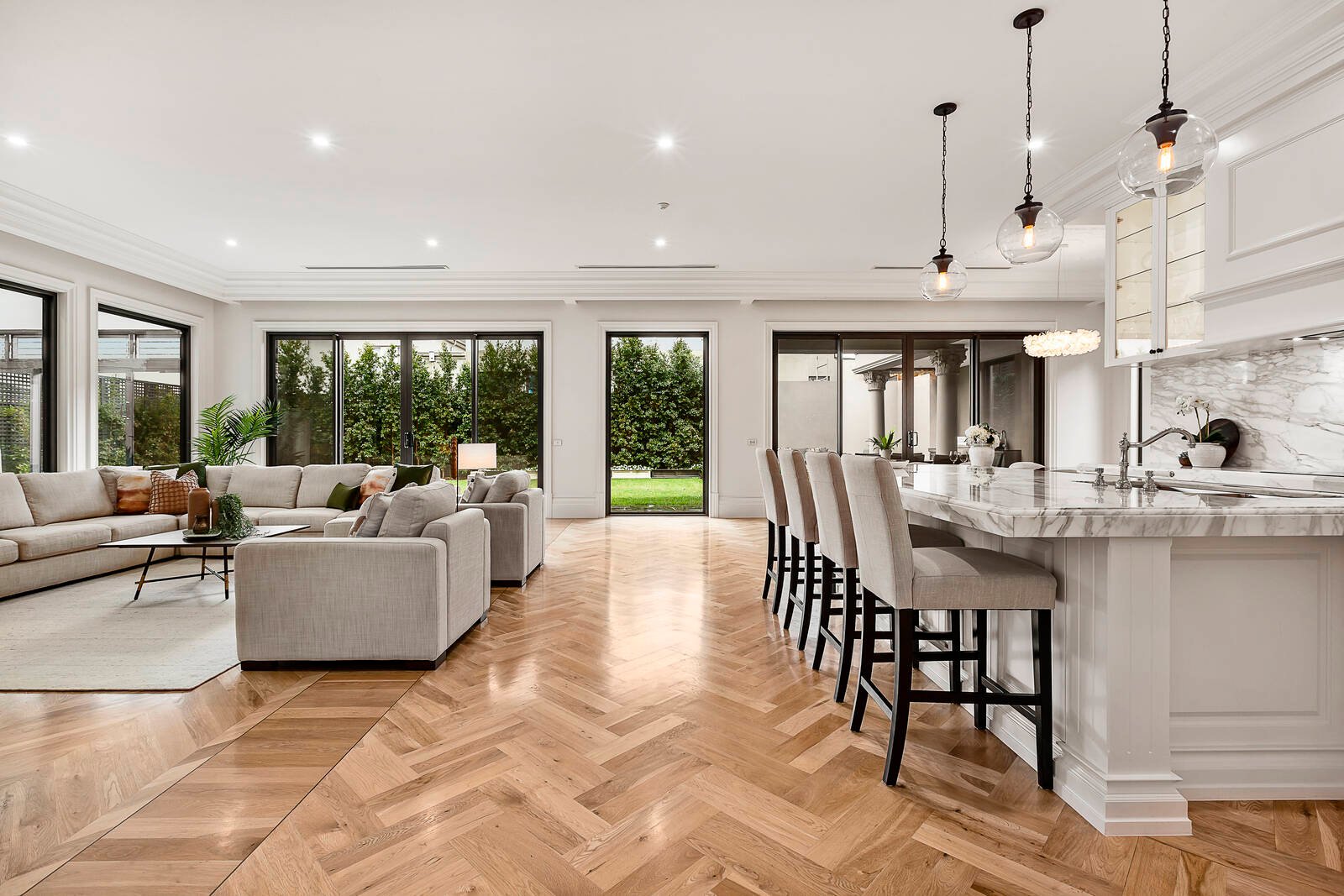 Real Estate and Property in 79 Leura Grove, Hawthorn East, VIC