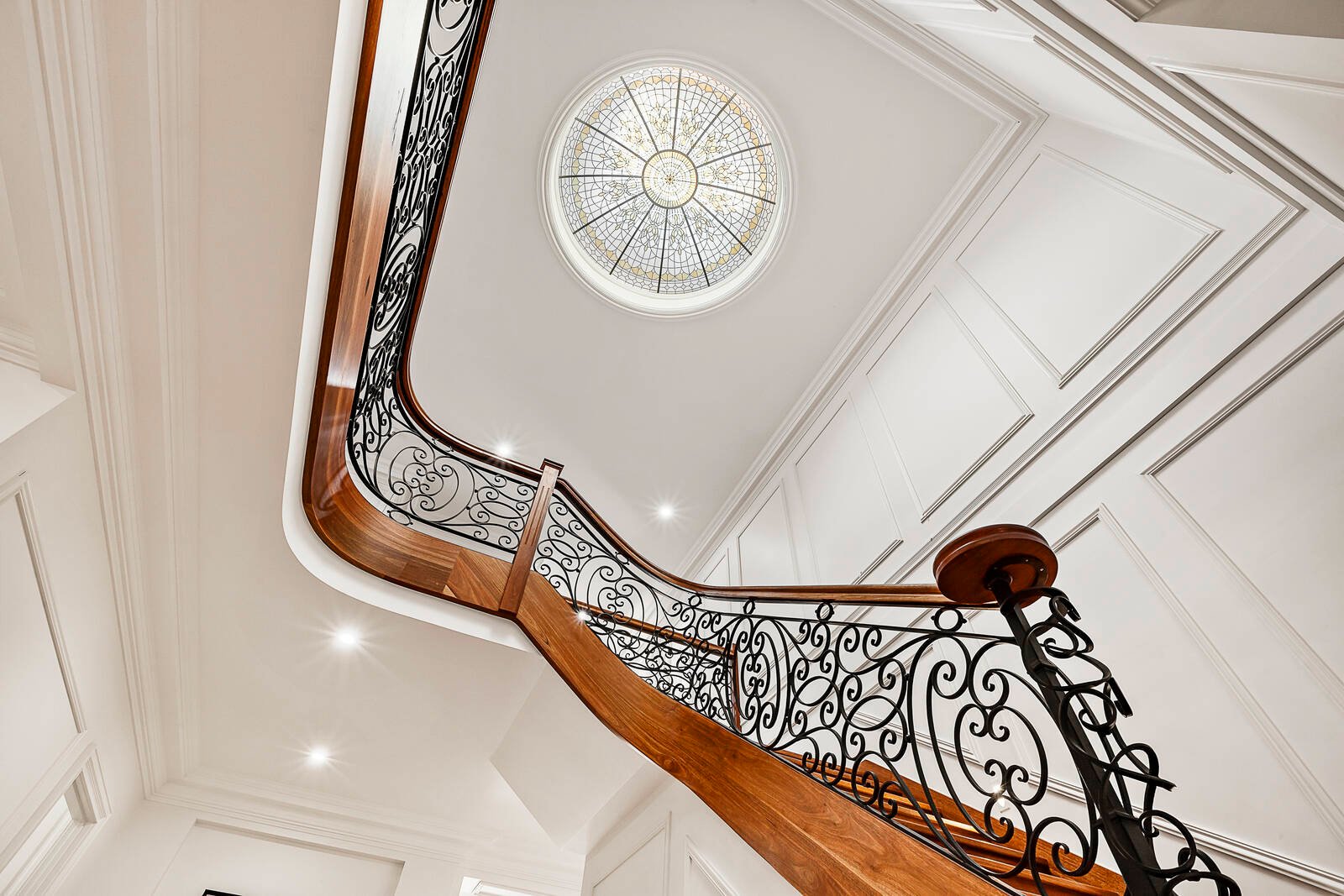 Real Estate and Property in 79 Leura Grove, Hawthorn East, VIC