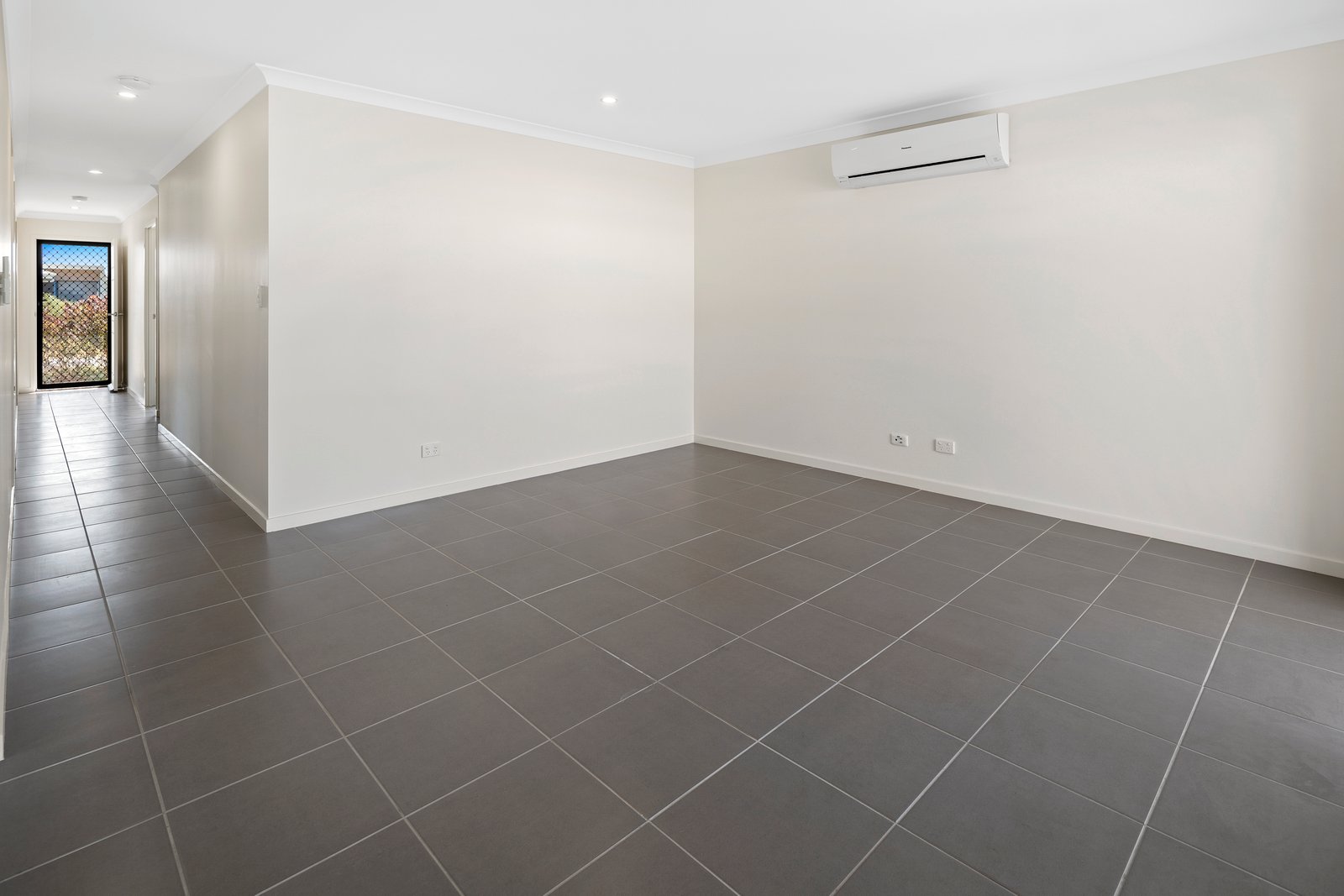 79 Macarthur Drive CANNONVALE 18