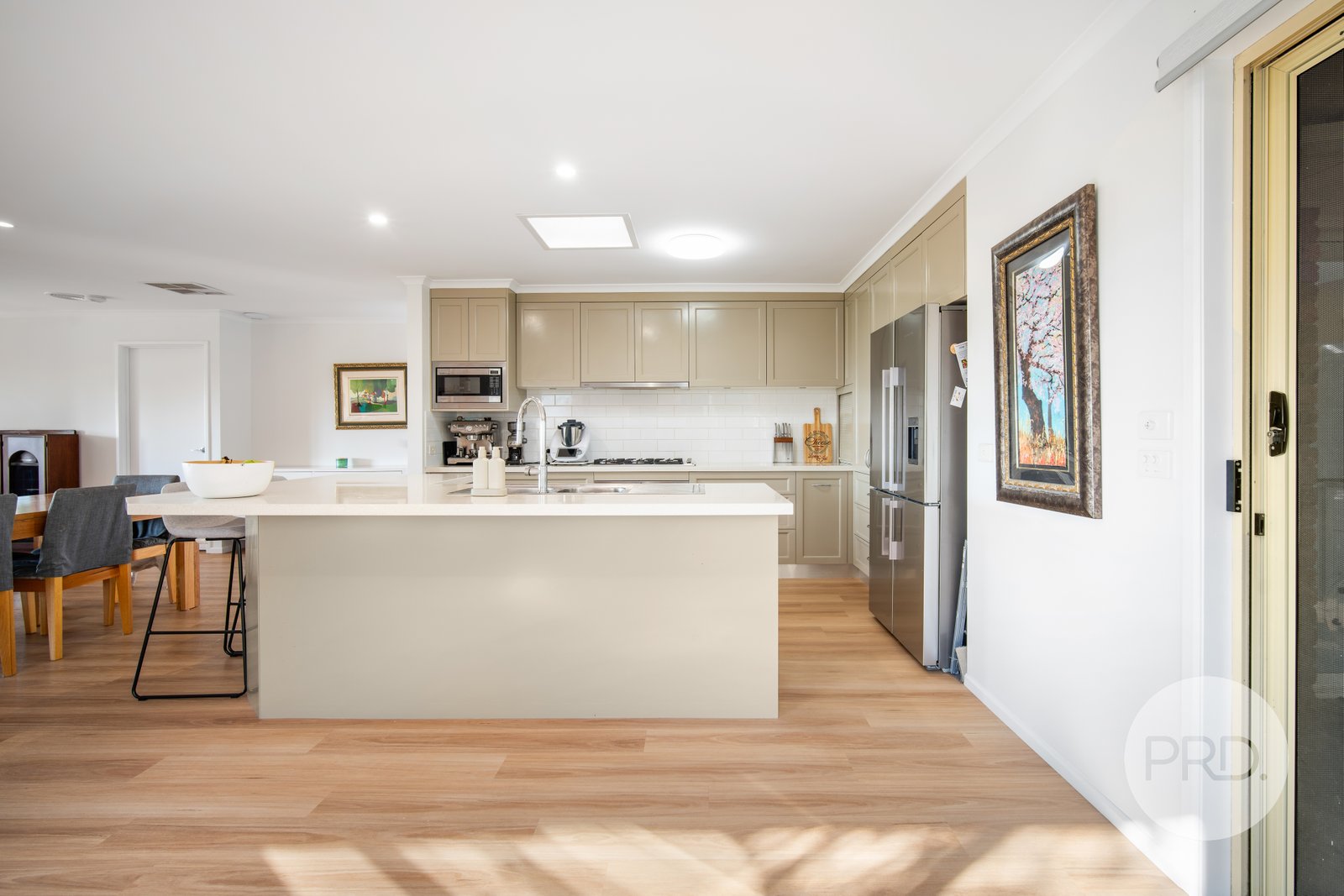 79 Michelle Avenue LAVINGTON 9