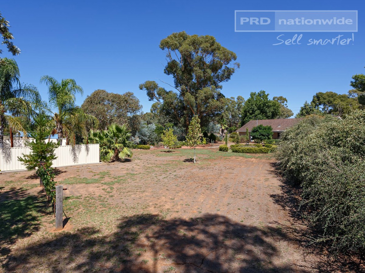 79 Mitchell Road LAKE ALBERT 18