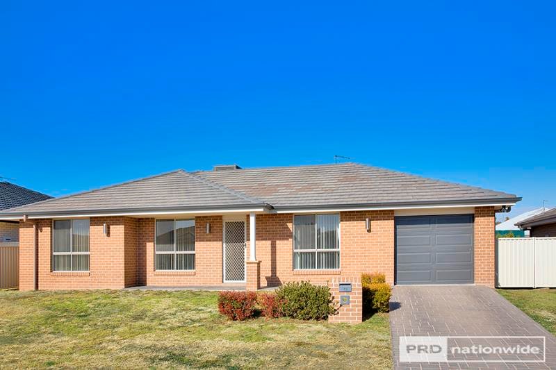 79 Mitchell Street TAMWORTH 1