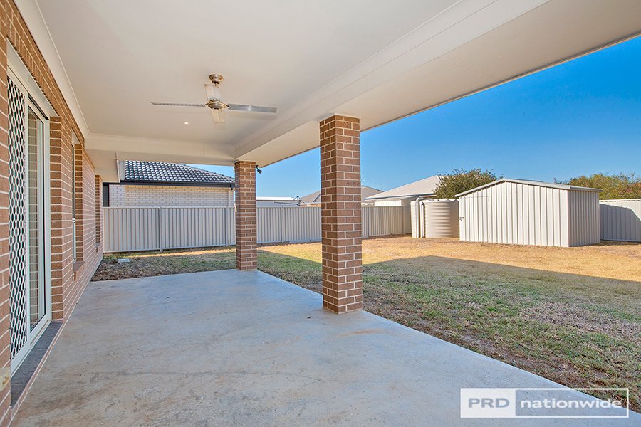 79 Mitchell Street TAMWORTH 2