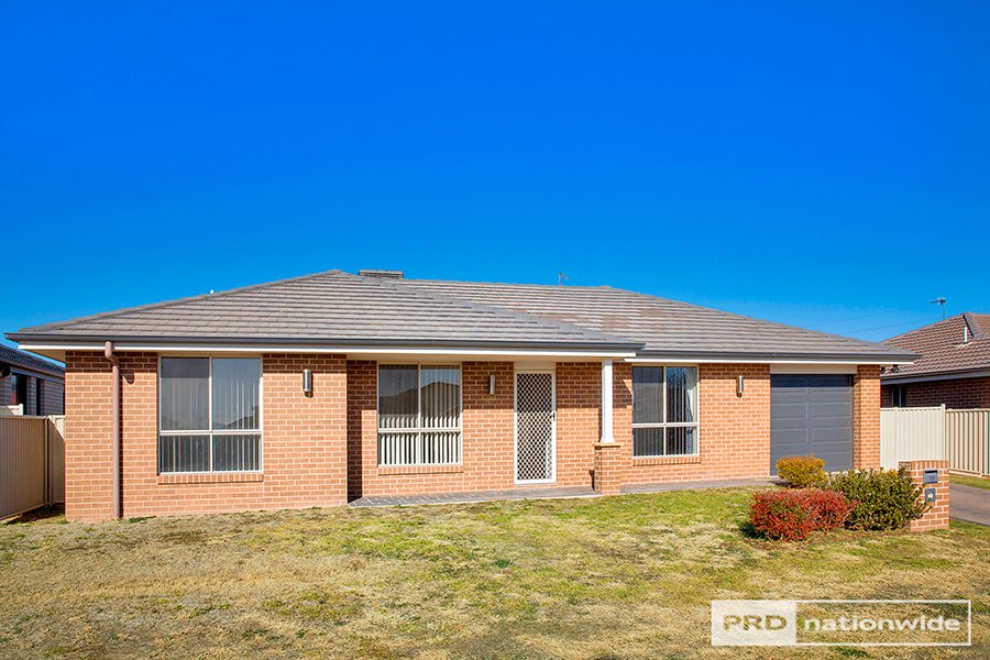 79 Mitchell Street TAMWORTH 17