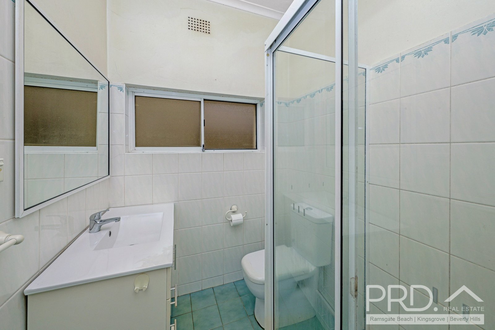 79 Moorefields Road KINGSGROVE 6