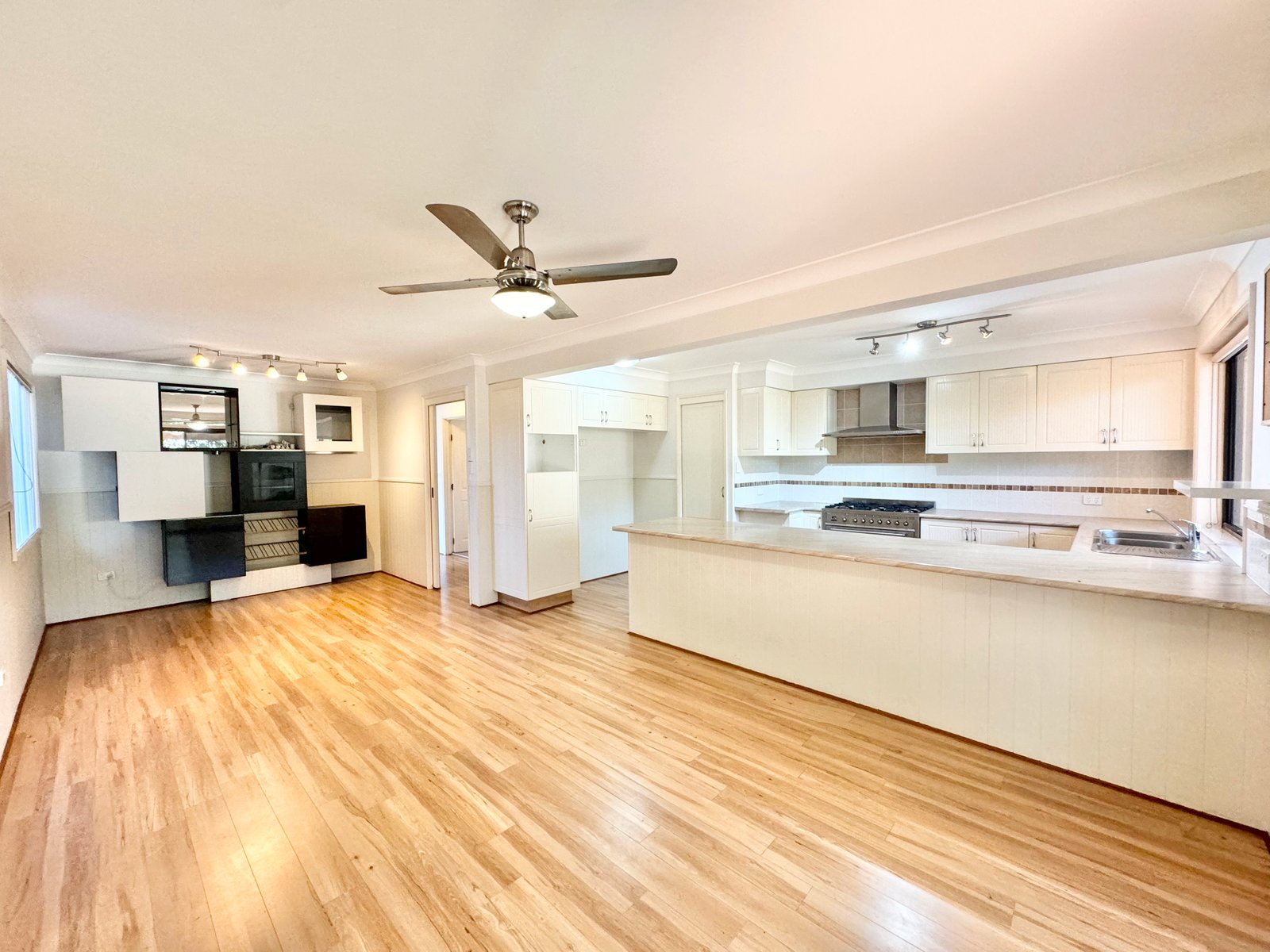 79 Morna Point Road ANNA BAY 3
