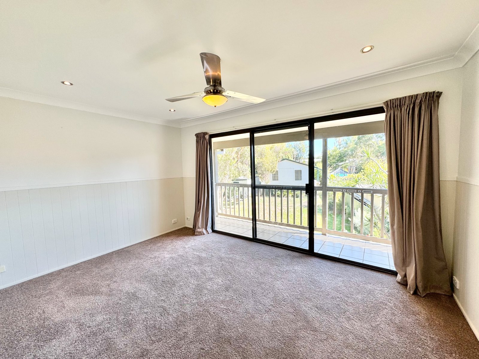 79 Morna Point Road ANNA BAY 7