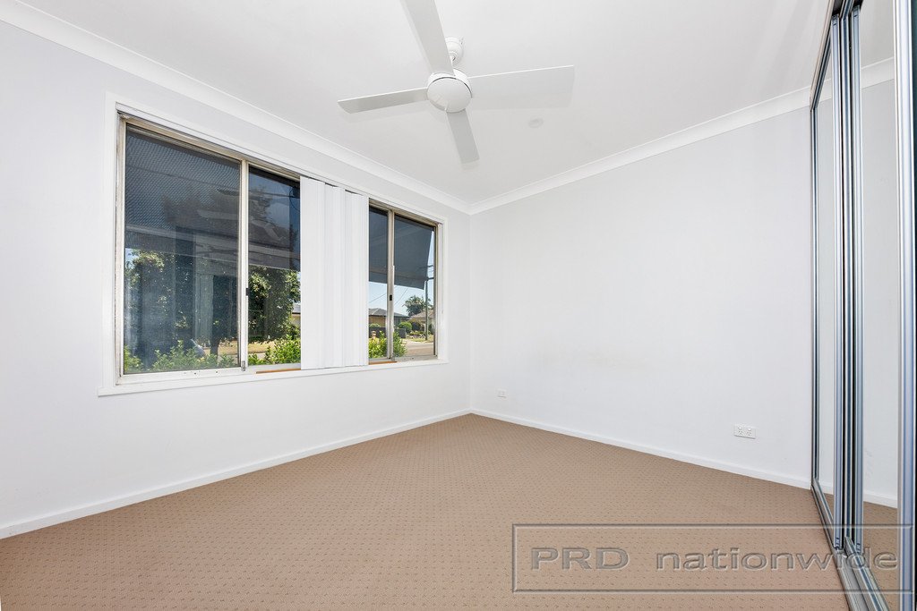 79 Pasadena Crescent BERESFIELD 8