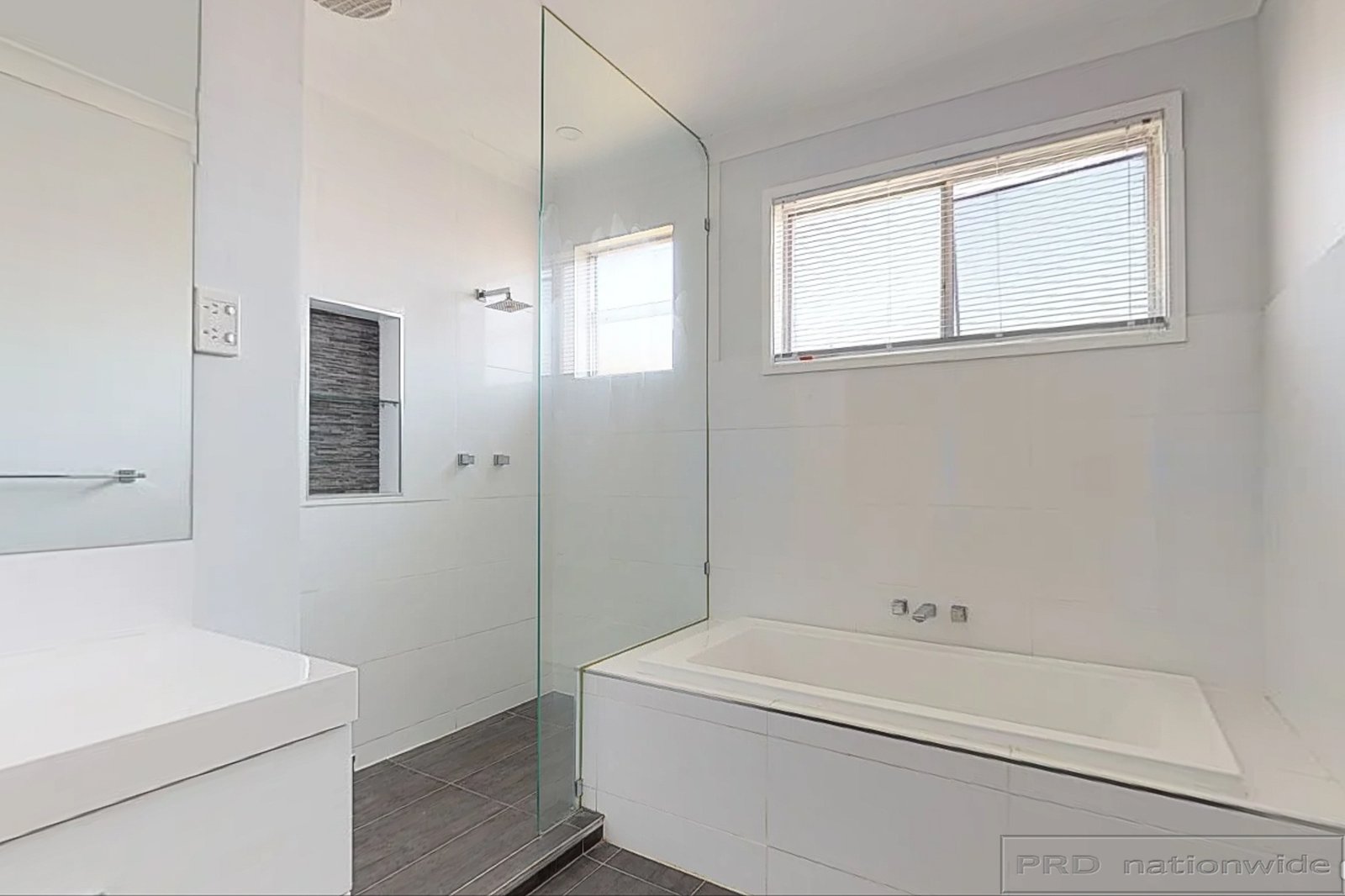 79 Pasadena Crescent BERESFIELD 12