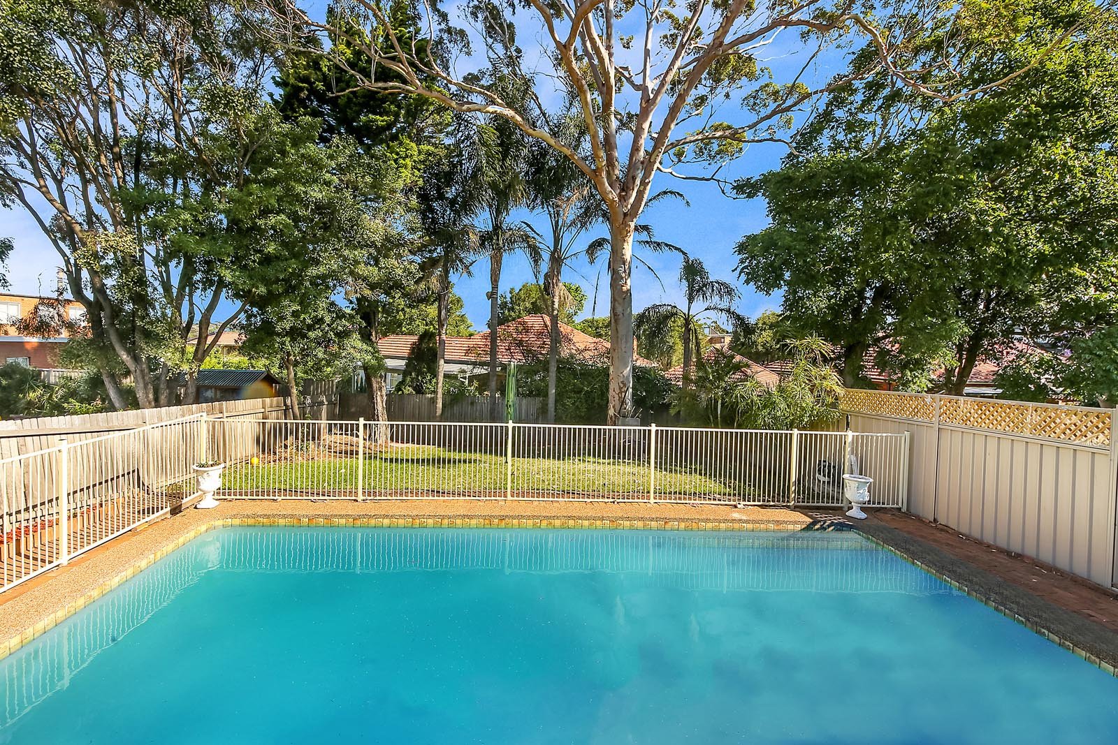 79 Ponyara Road BEVERLY HILLS 8