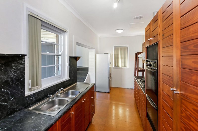 79 Ponyara Road BEVERLY HILLS 3