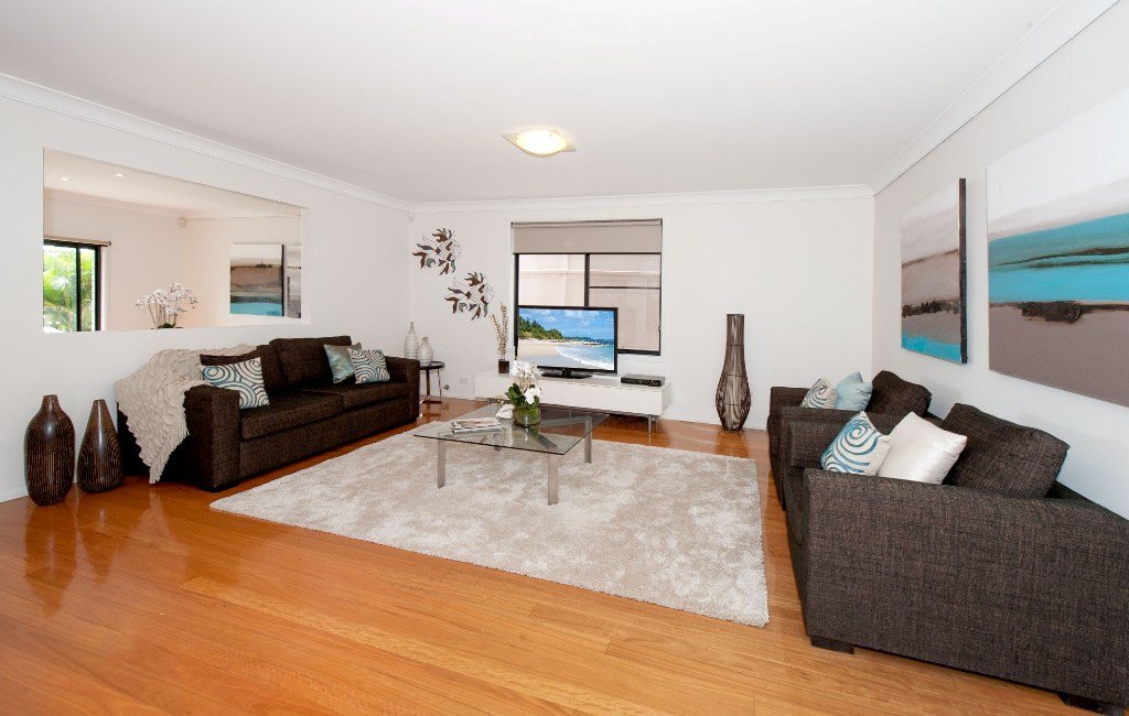 79 Tenterden Road BOTANY 2