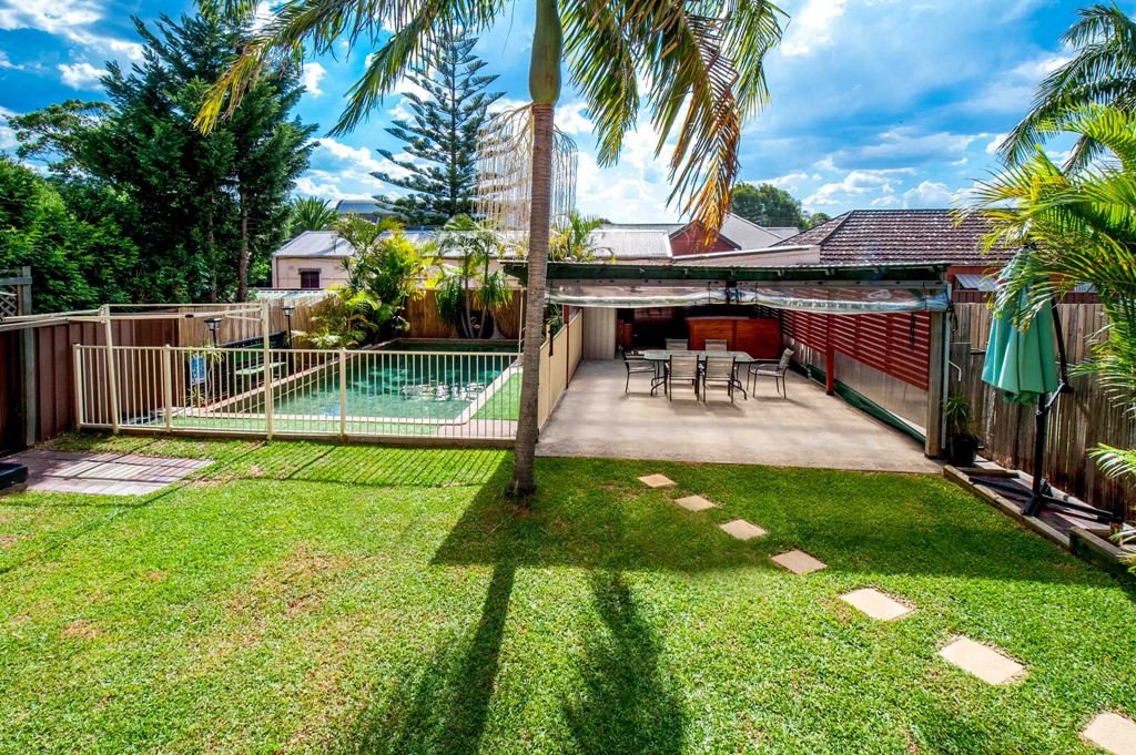 79 Tenterden Road BOTANY 10