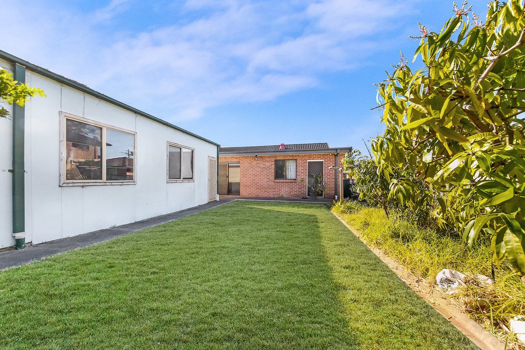 79 Turvey Street REVESBY 7