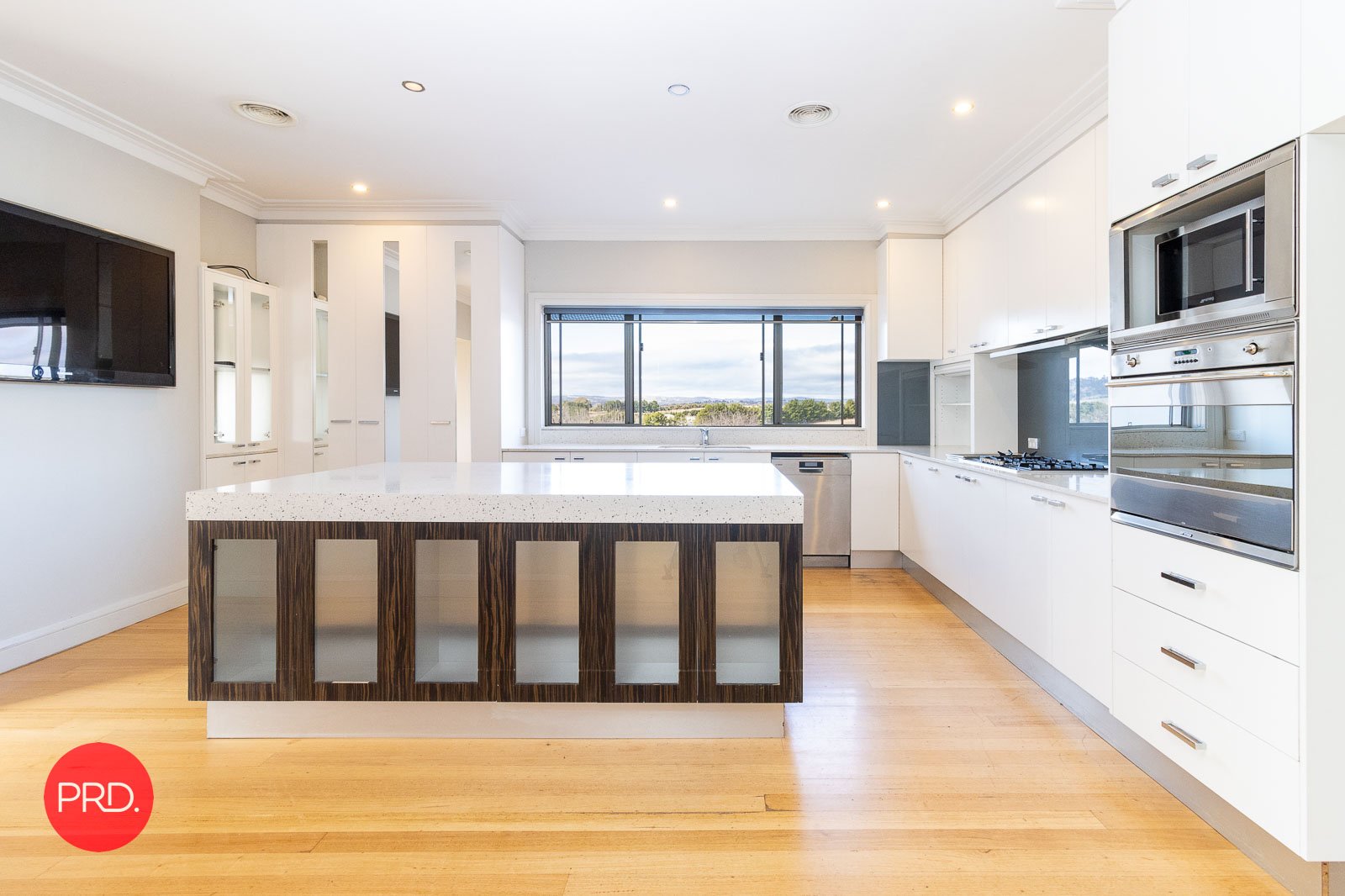 79 Vaughan Drive SUTTON 5