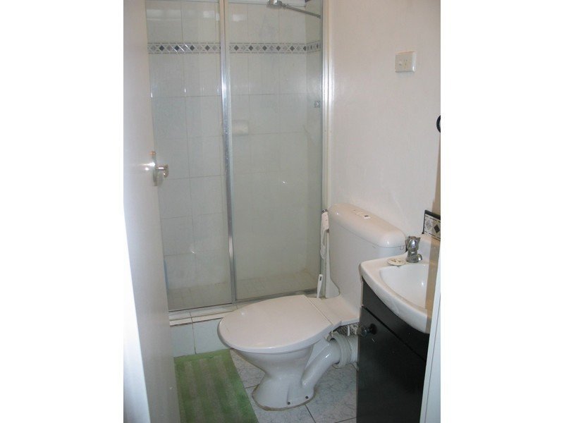 Gallery: 7/90 Roberts Street
