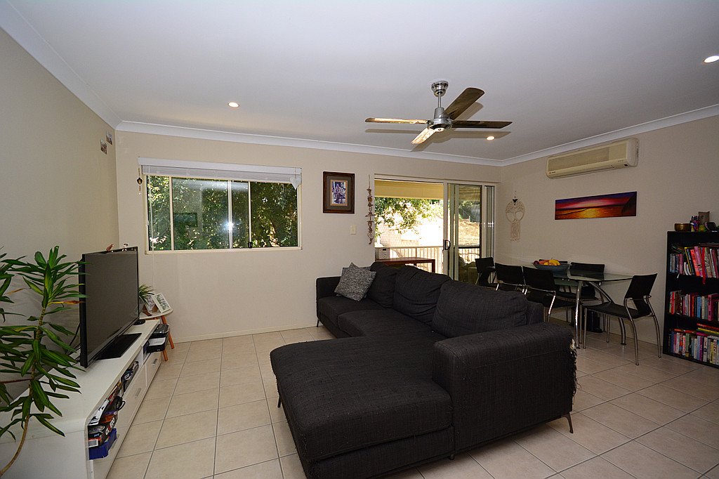 7/91 McLean Street COOLANGATTA 4