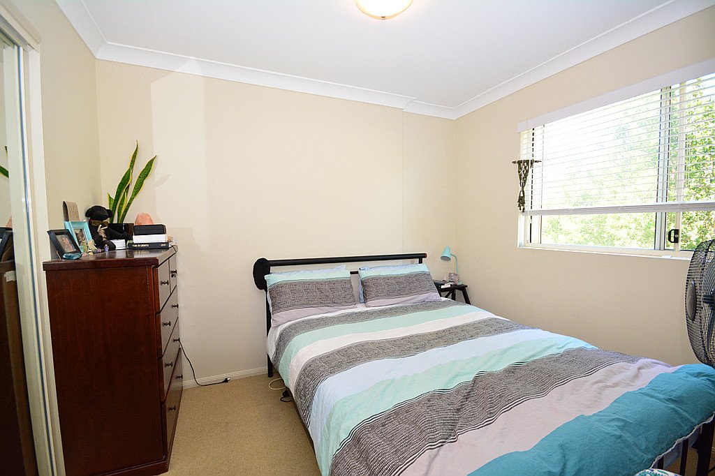 7/91 McLean Street COOLANGATTA 6