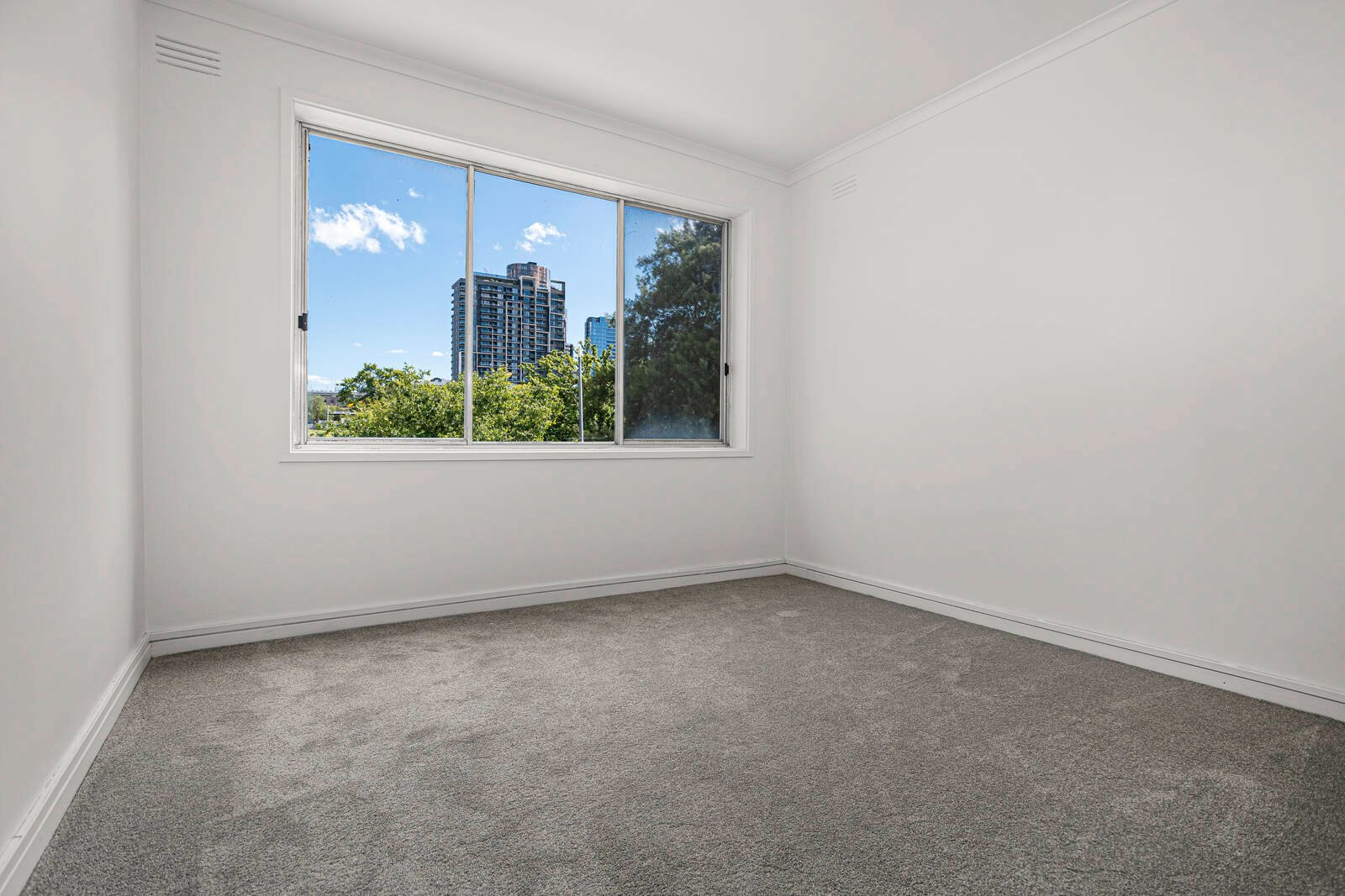 Real Estate and Property in 7/91 Thames Street, Box Hill, VIC