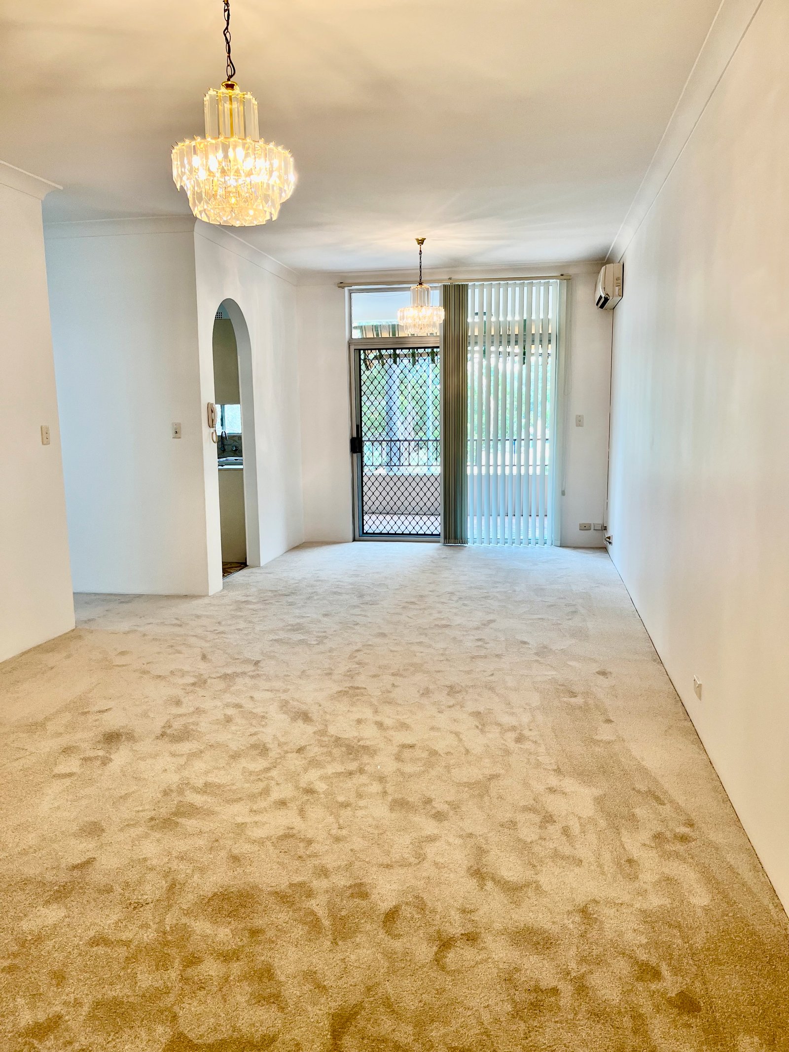 7/94-96 Chuter Avenue RAMSGATE BEACH 3