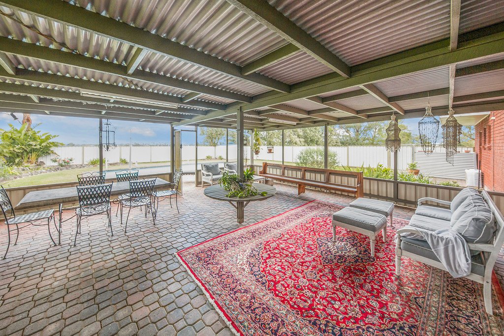 794 Hinton Road OSTERLEY 3