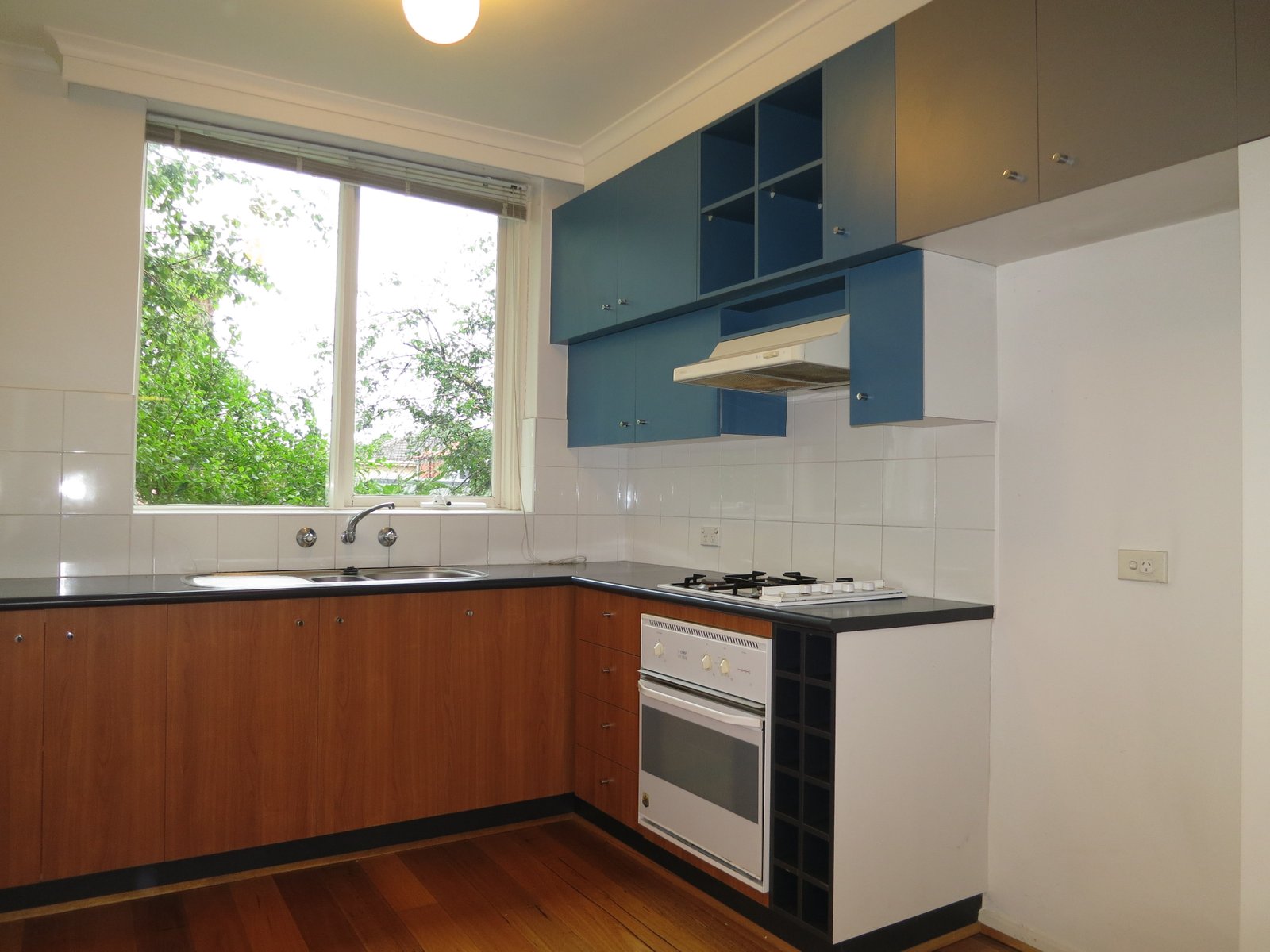 Gallery: 7/95 Addison Street