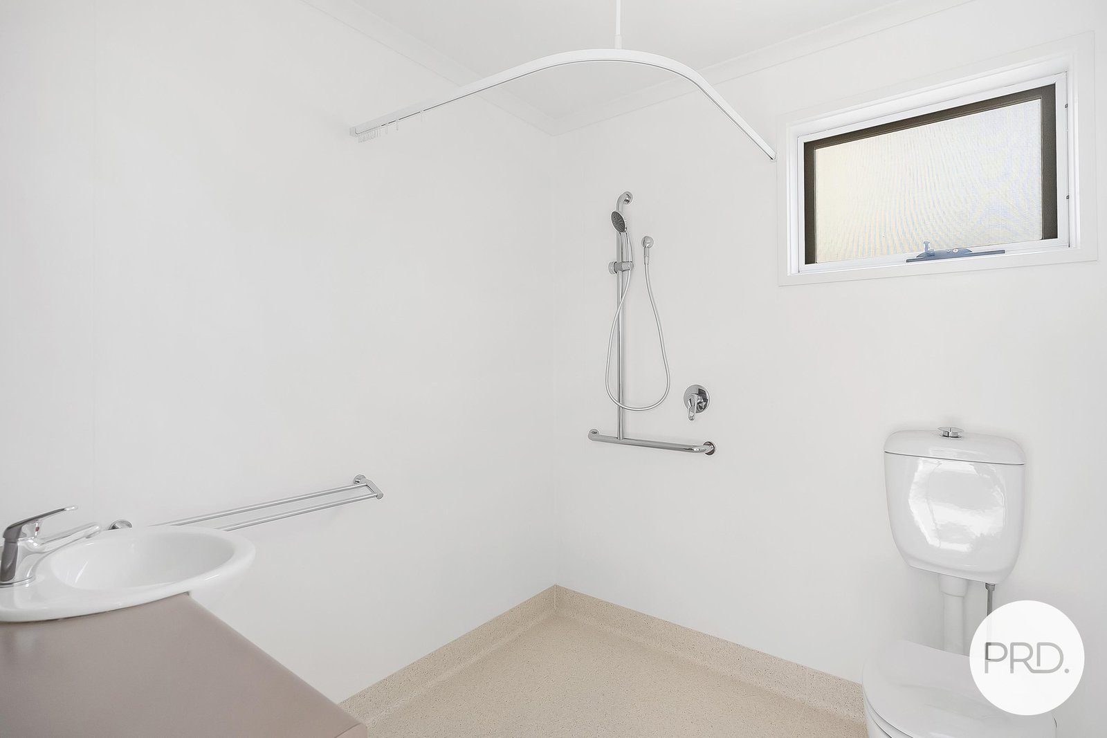 7/99 East Derwent Highway LINDISFARNE 6