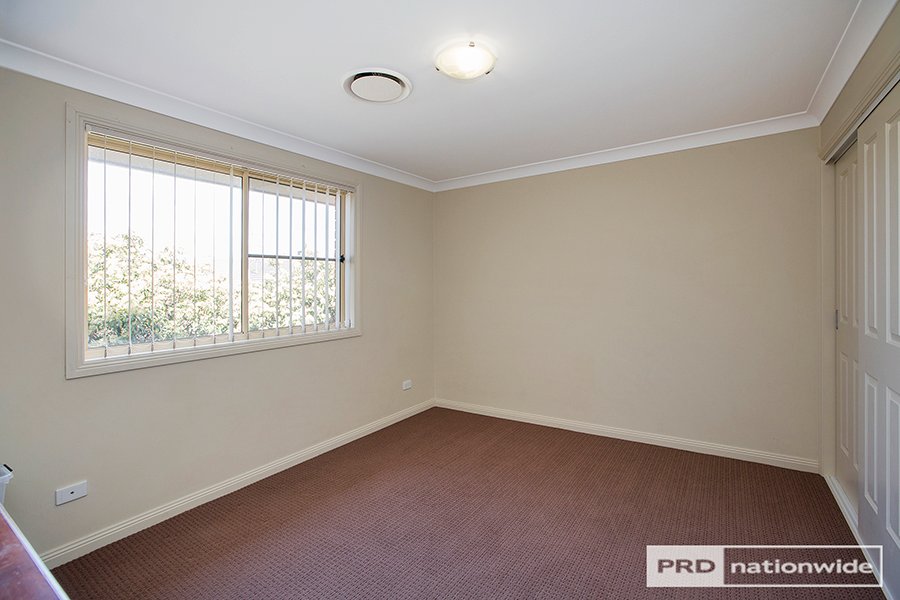 79A Grant Street TAMWORTH 9