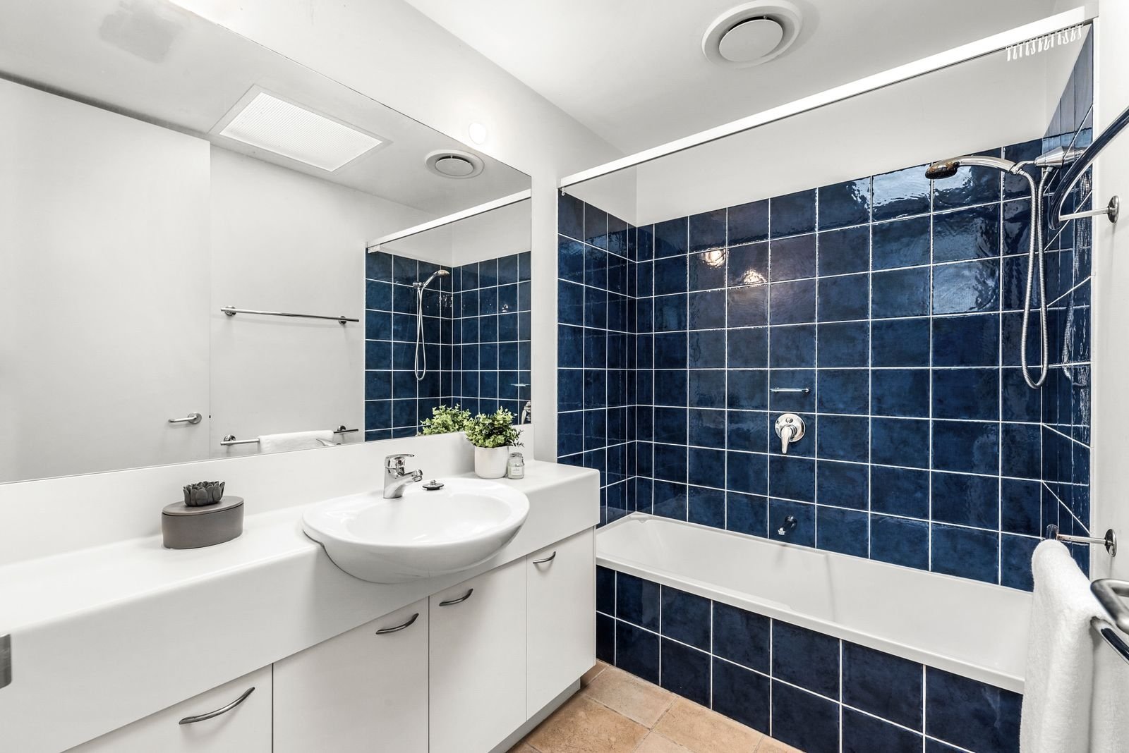 Real Estate and Property in 7A Lawrence Road, Point Lonsdale, VIC