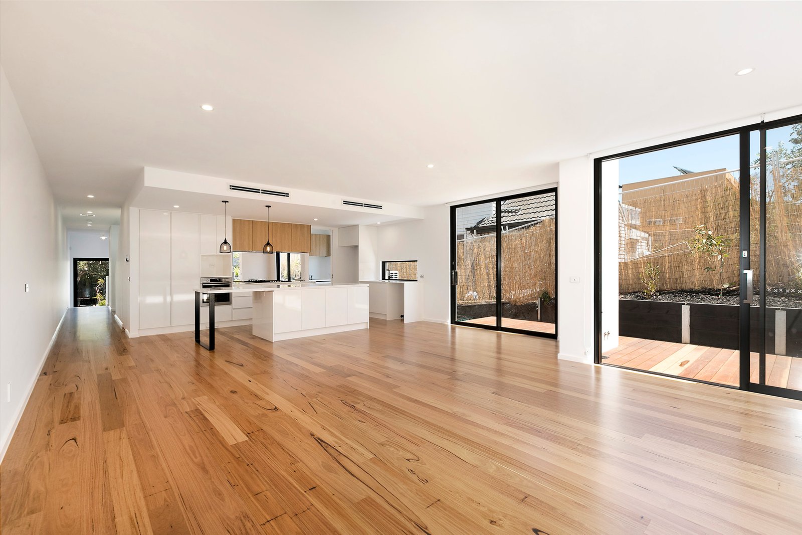 Gallery: 7A Lileura Avenue