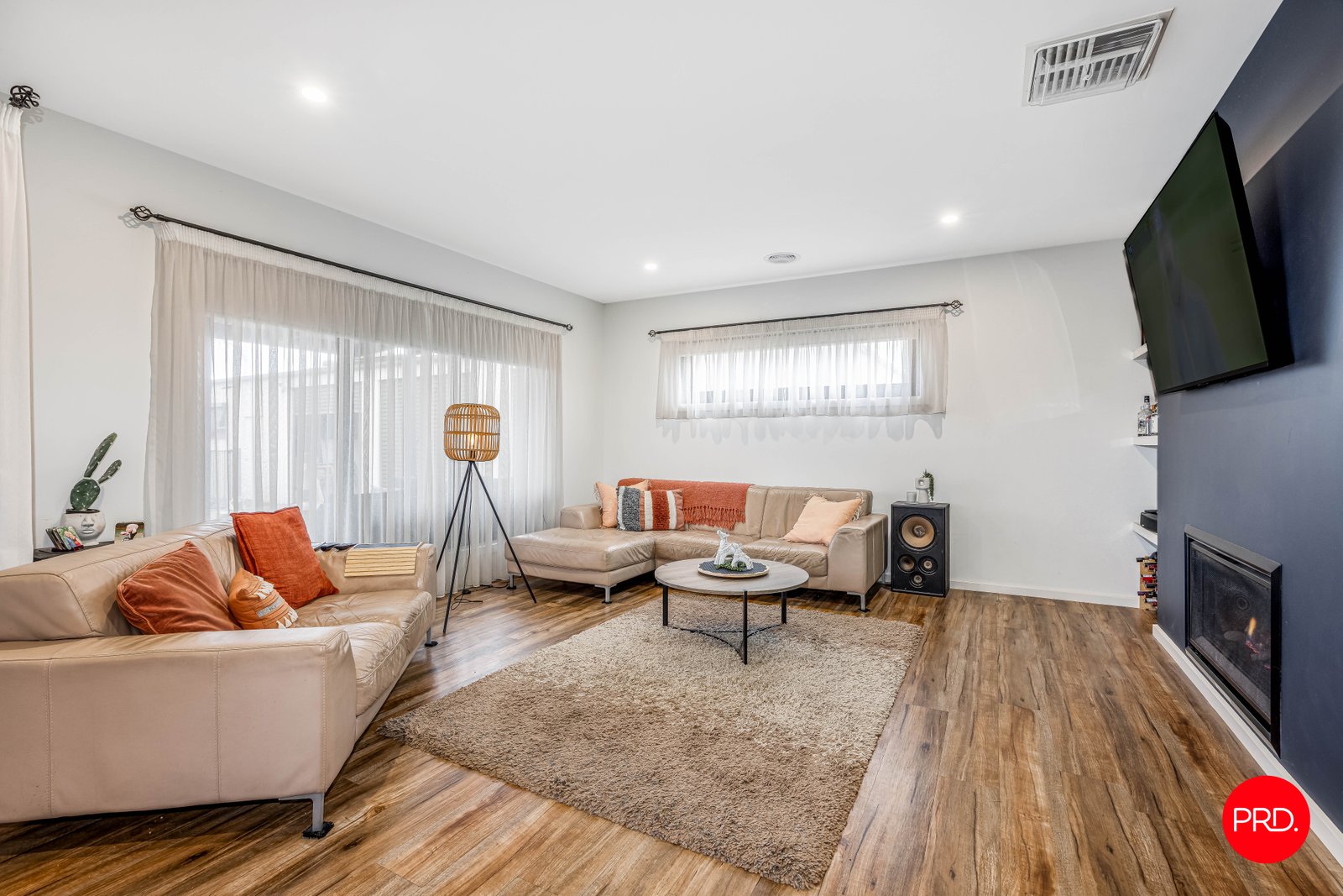 7A Melbury Court EPSOM 11