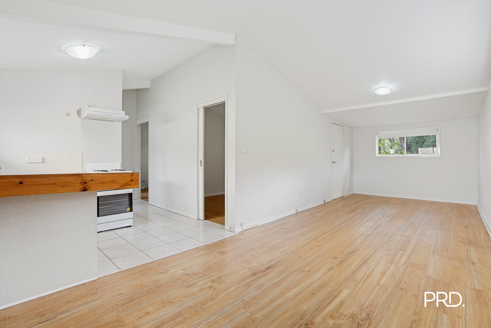 7A Park Ave  Kingswood 1