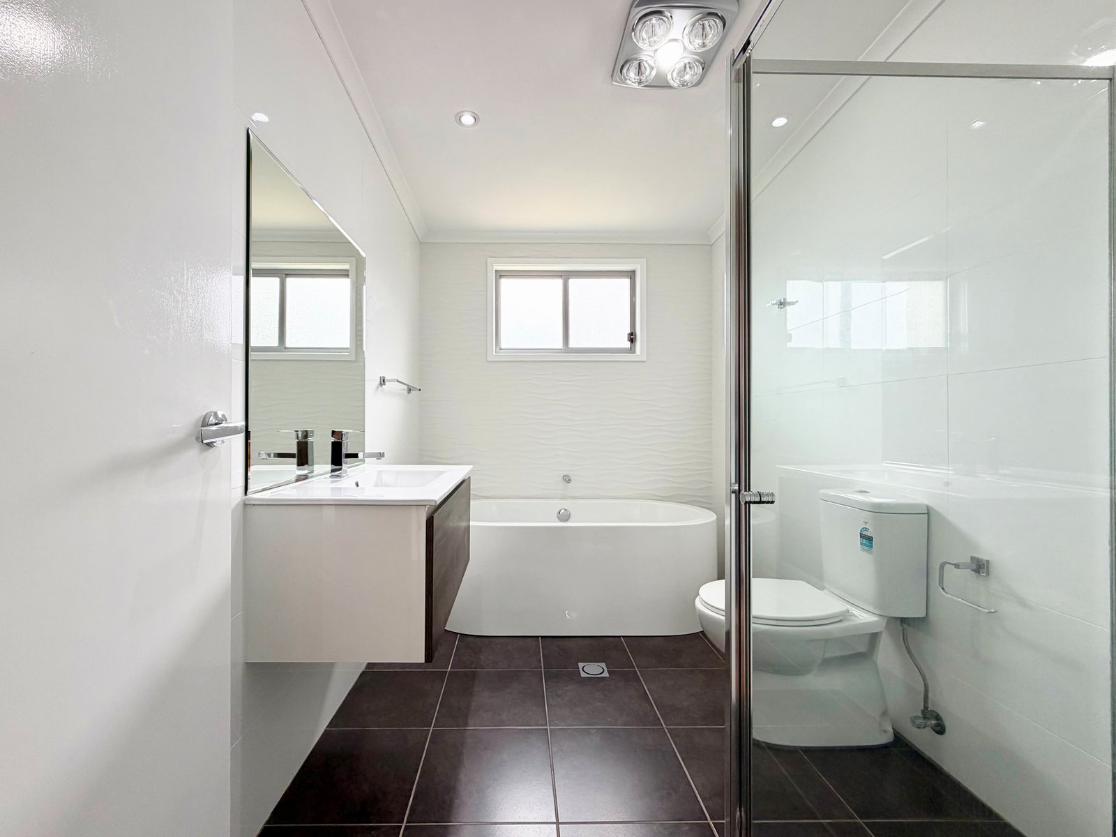 7a Parkes Street NELSON BAY 9