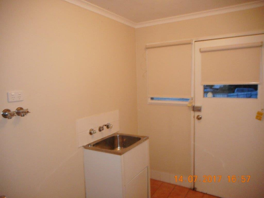 7B Banksia Cres  TUMUT 5