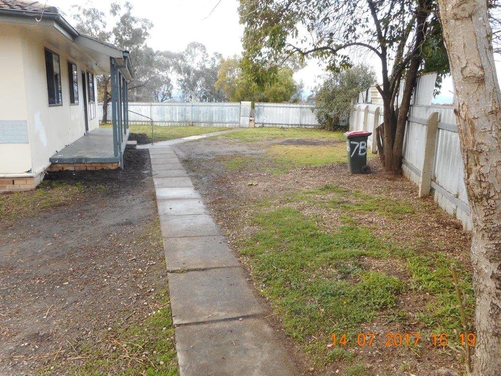 7B Banksia Cres  TUMUT 6