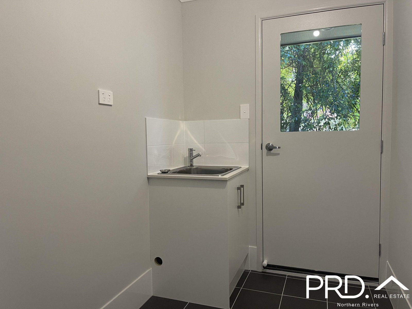 7b Clarence Street CASINO 10