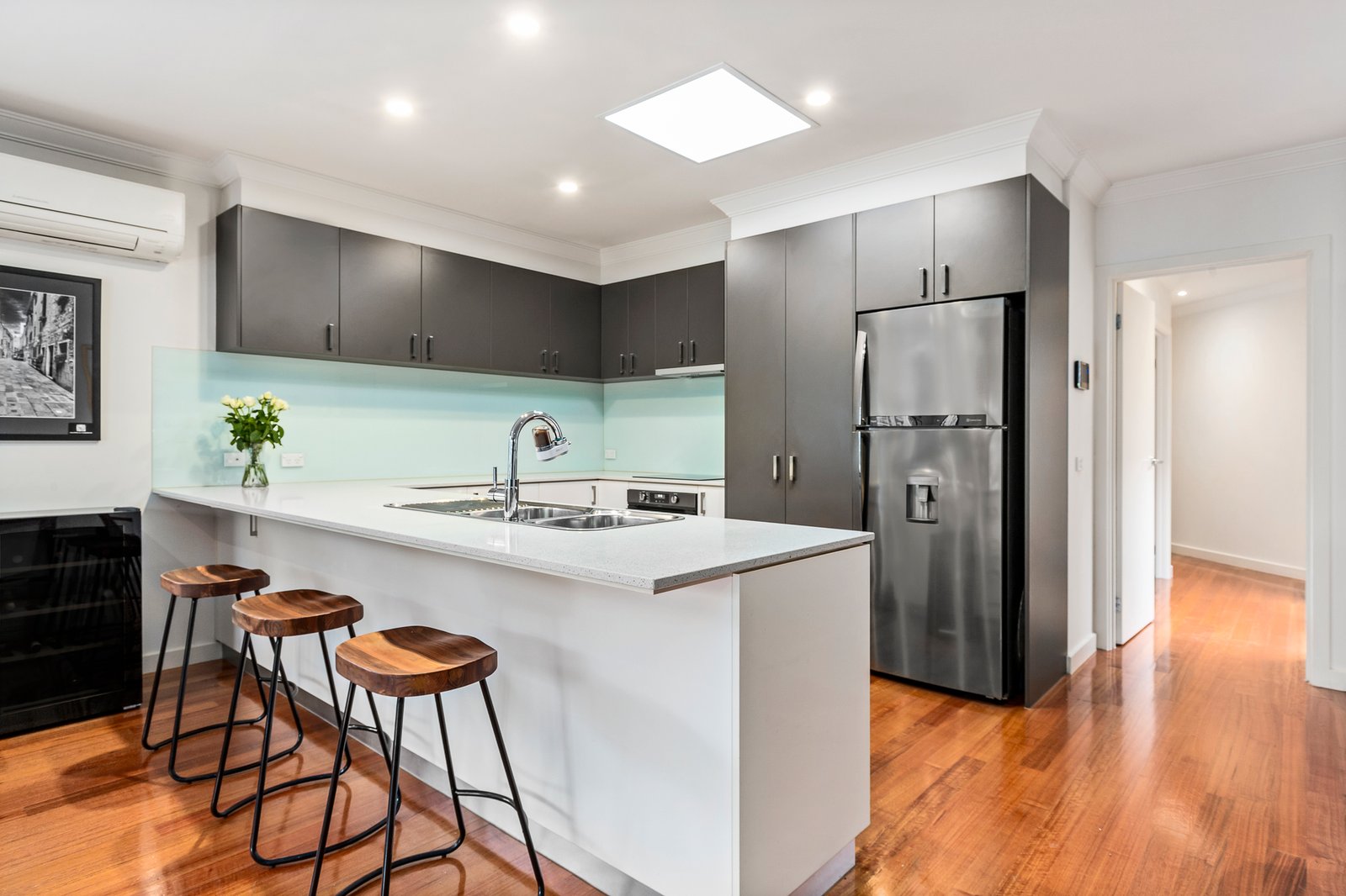 Gallery: 7B Dolphin Street